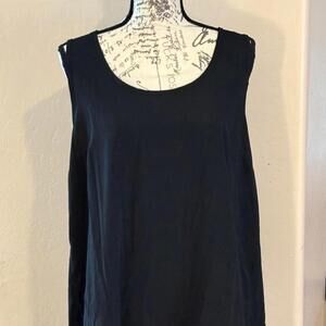 Simple Black Sleeveless Tunic Top